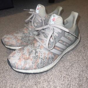 Adidas Ultraboost Size 9 (Never Worn)